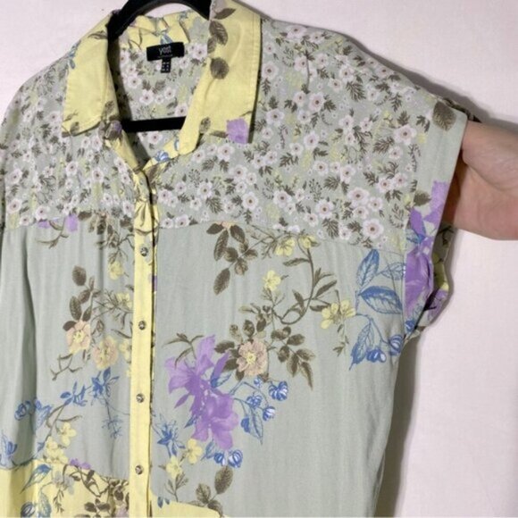 5/$25 Yest Green Yellow Purple Floral Button Up Shirt Sleeve Blouse 12 - Picture 9 of 11